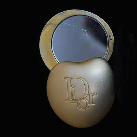 dior hand mirror